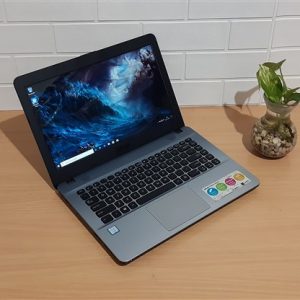 Asus X441U Intel® Core™ i3-6006U ram 4GB ssd 128GB + hdd 500GB, elegan normal semua siap pakai (terjual)