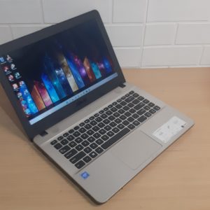 Laptop Asus X441MA Intel N4000 Ram4Gb SSD256Gb Layar14in Elegan Normal Semua Siap Pakai TERJUAL